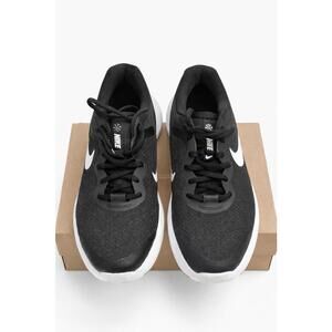 Nike Revolution 6 Next Nature Black White Woman’s  Running Shoes Size 9.5 New.